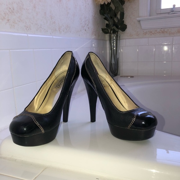 Michael Kors, platform heels - Picture 3 of 7